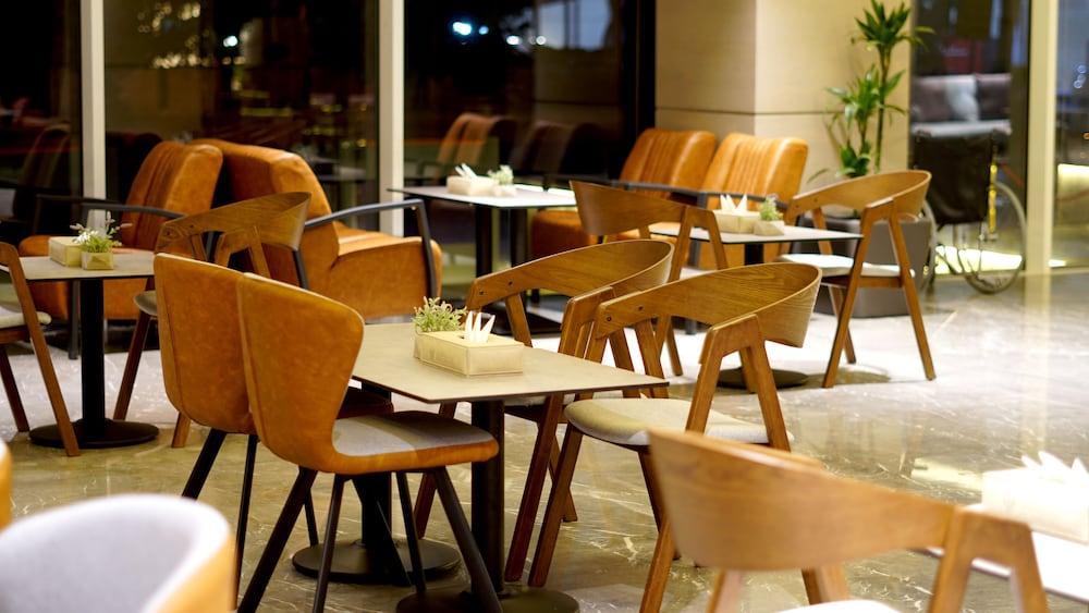 Hayat Al Riyadh Hotel Экстерьер фото